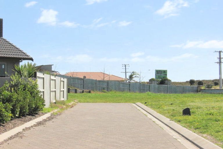 Photo of property in 40 Mauritius Key, Papamoa Beach, Papamoa, 3118