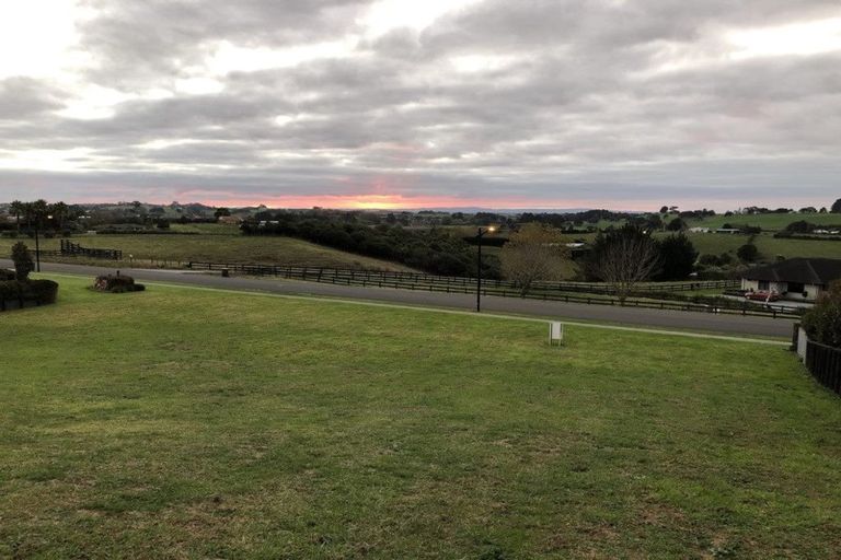 Photo of property in 12 Grace James Road, Pukekohe, 2120