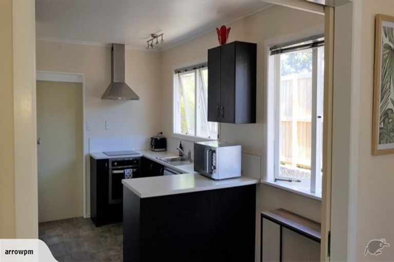 Photo of property in 18 Tonkin Drive, Sunnynook, Auckland, 0620