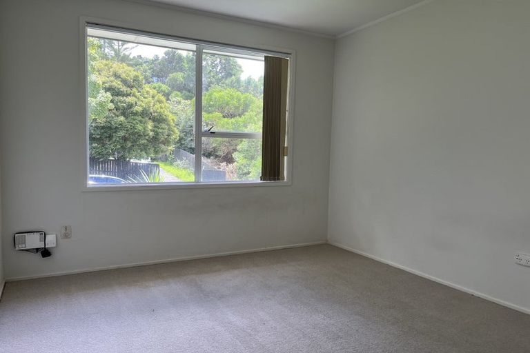 Photo of property in 26 Malters Place, Browns Bay, Auckland, 0630
