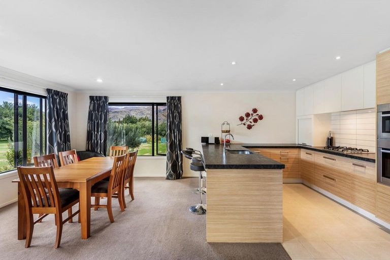 Photo of property in 5 Scott Terrace, Cromwell, 9310