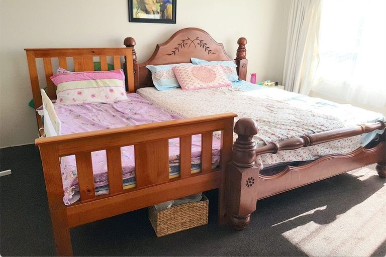 Photo of property in 2/27 Burdale Street, Riccarton, Christchurch, 8011