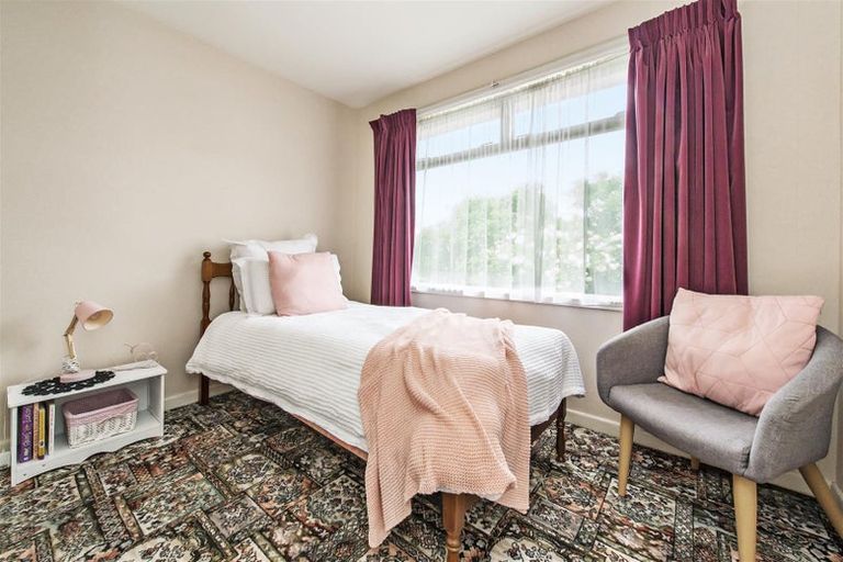 Photo of property in 16 Bradshaw Terrace, Riccarton, Christchurch, 8011