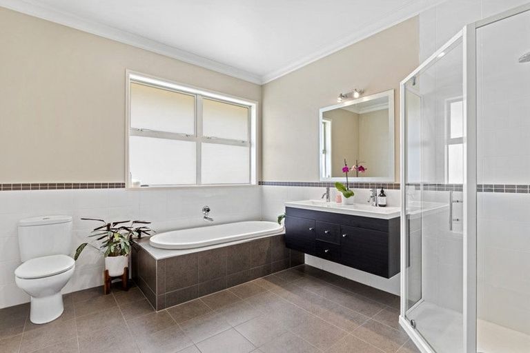 Photo of property in 163e West Road, Kaukapakapa, 0873