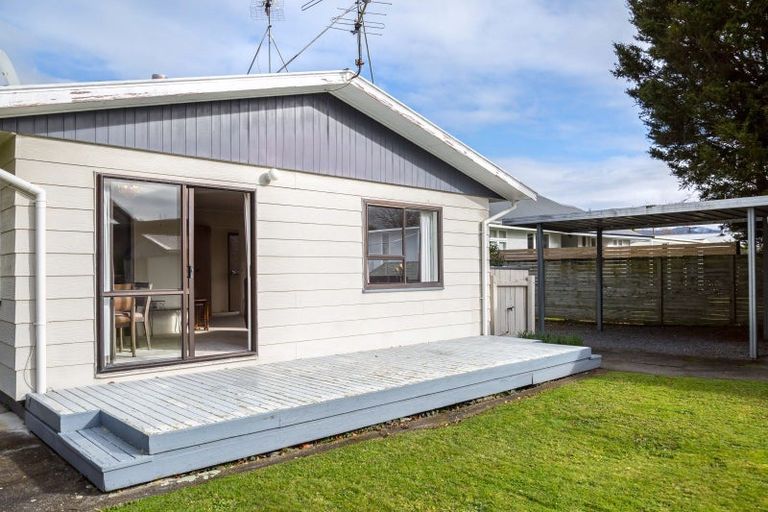 Photo of property in 31 Jellicoe Street, Greytown, 5712