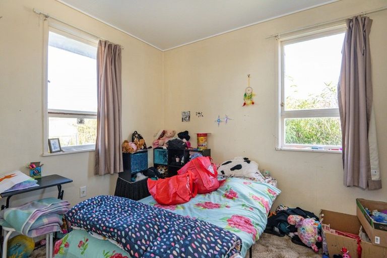 Photo of property in 12 Liverpool Crescent, Flaxmere, Hastings, 4120