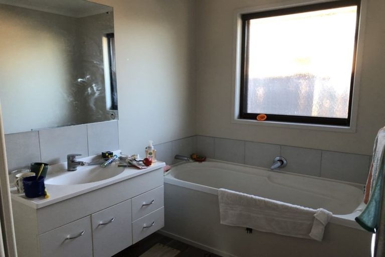 Photo of property in 12 Edward Street, Grandview Heights, Hamilton, 3200