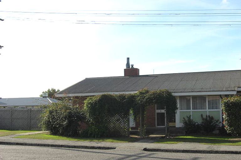 Photo of property in 8 Manse Street, Waimate, 7924