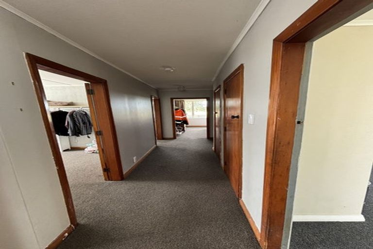 Photo of property in 1 West Street, Middlemarch, 9597
