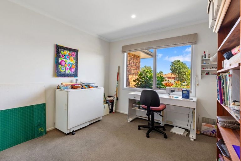 Photo of property in 16 Popata Close, Papamoa Beach, Papamoa, 3118