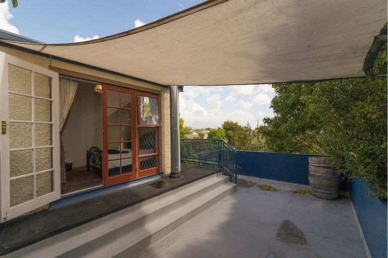 Photo of property in 68 Rangitane Street, Palmerston North, 4414