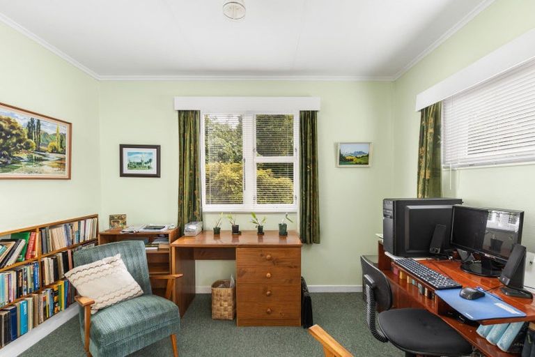 Photo of property in 23 Fernleigh Street, Ferndale, New Plymouth, 4310