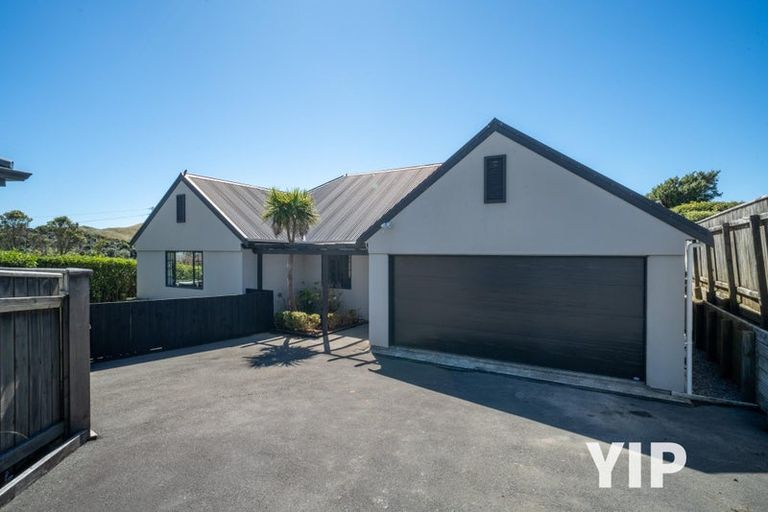 Photo of property in 6 Carmichael Street, Johnsonville, Wellington, 6037