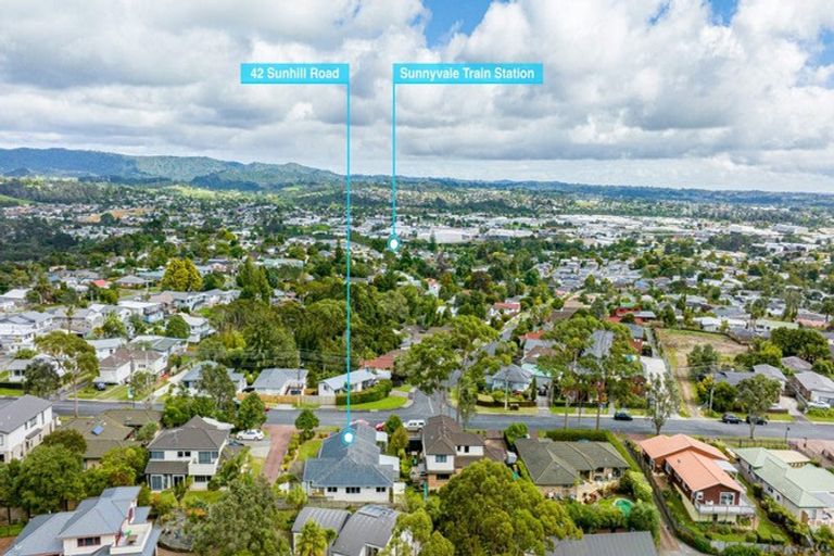 Photo of property in 42 Sunhill Road, Sunnyvale, Auckland, 0612