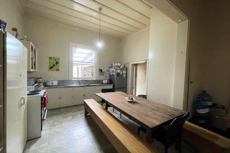 Photo of property in 2 Hamlet Street, Dannevirke, 4930