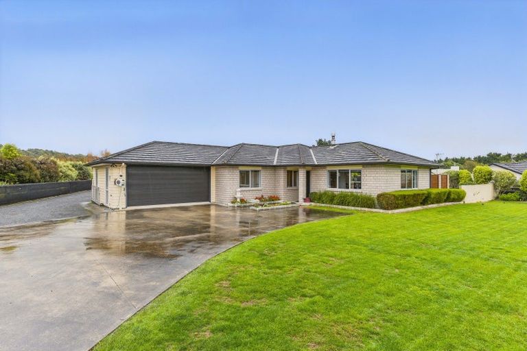 Photo of property in 51 Garth Road, Levin, 5571