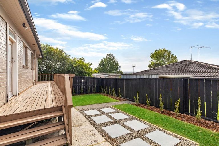 Photo of property in 1/46 West Coast Road, Glen Eden, Auckland, 0602