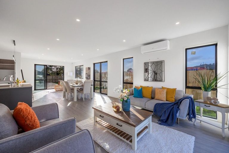 Photo of property in 14 Cutfield Lane, Kumeu, 0810