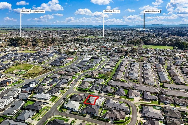 Photo of property in 1/4 Bostonkip Crescent, Fitzroy, Hamilton, 3282