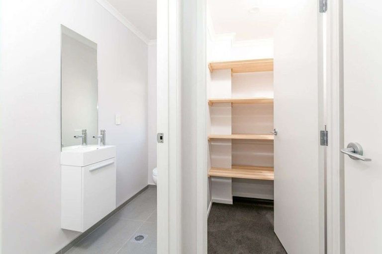 Photo of property in 3/1 Hibiscus Avenue, Hamilton Lake, Hamilton, 3204