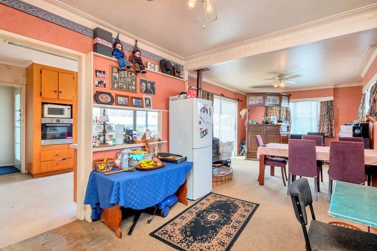 Photo of property in 15 Trentham Road, Papakura, 2110