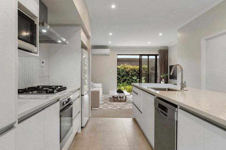 Photo of property in 36 Pennant Street, Long Bay, Auckland, 0630