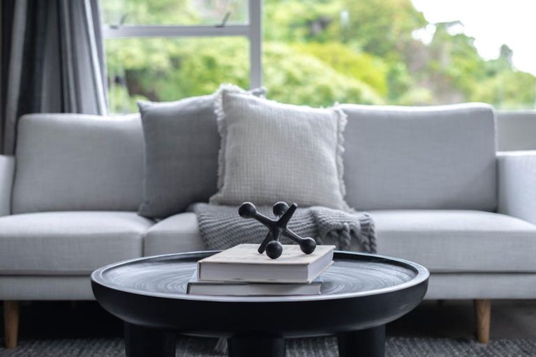 Photo of property in 41 Viewmont Drive, Harbour View, Lower Hutt, 5010