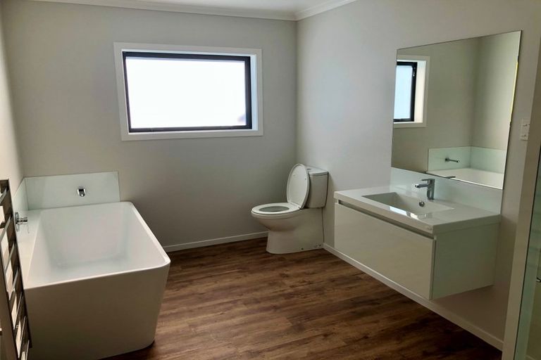 Photo of property in 12 Merton Street, Trentham, Upper Hutt, 5018