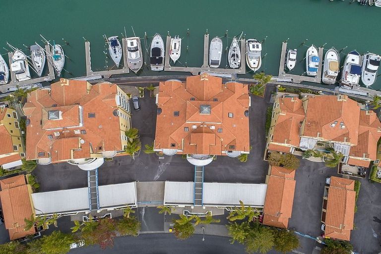 Photo of property in 76 Harbour Village Drive, Gulf Harbour, Whangaparaoa, 0930