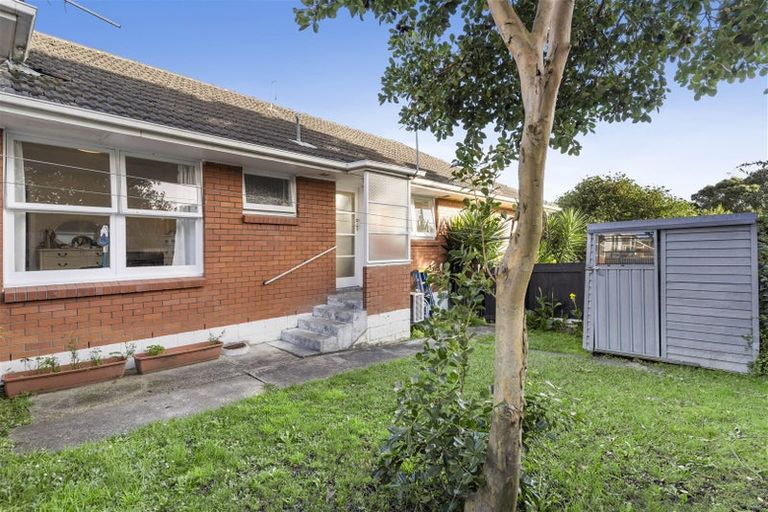 Photo of property in 4112/110 East Coast Road, Forrest Hill, Auckland, 0620