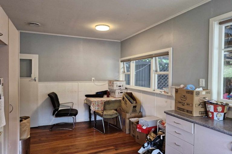 Photo of property in 3 Upjohn Street, Brooklands, New Plymouth, 4310