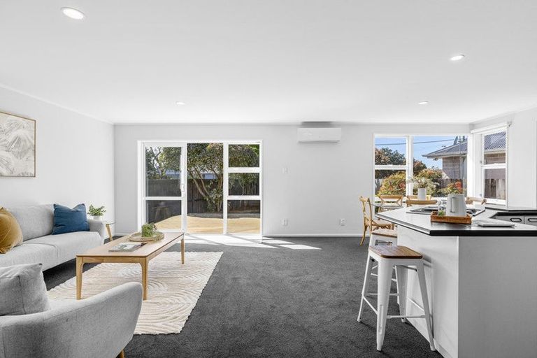 Photo of property in 382 Mairehau Road, Parklands, Christchurch, 8083