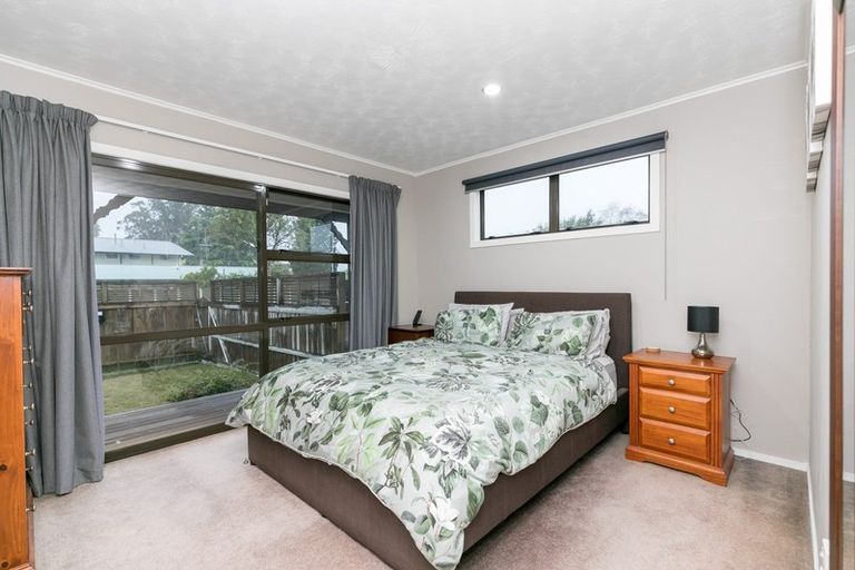 Photo of property in 110 Oakfield Crescent, Pukete, Hamilton, 3200