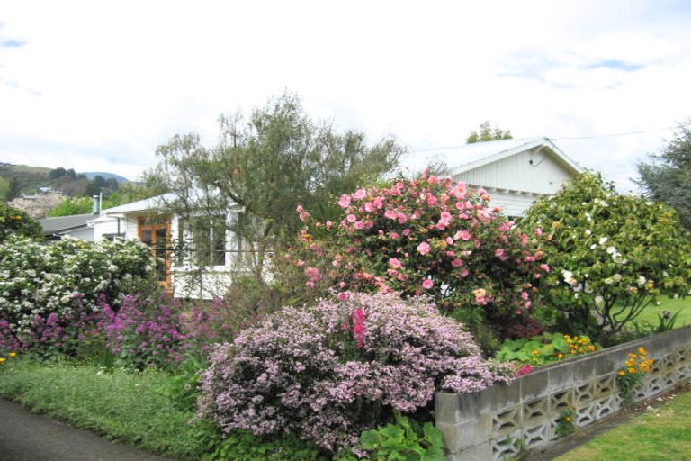 Photo of property in 2/41 Muritai Street, Tahunanui, Nelson, 7011