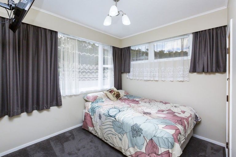 Photo of property in 19 Sunnyview Drive, Brown Owl, Upper Hutt, 5018