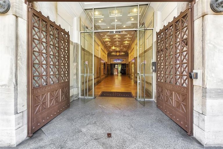 Photo of property in Guardian Apartments, 520/105 Queen Street, Auckland Central, Auckland, 1010