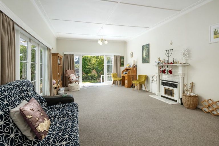 Photo of property in 37 Eltham Road, Blenheim, 7201