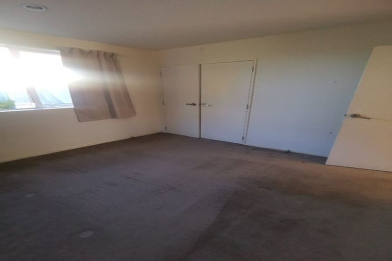 Photo of property in 2a Spencer Road, Pinehill, Auckland, 0632