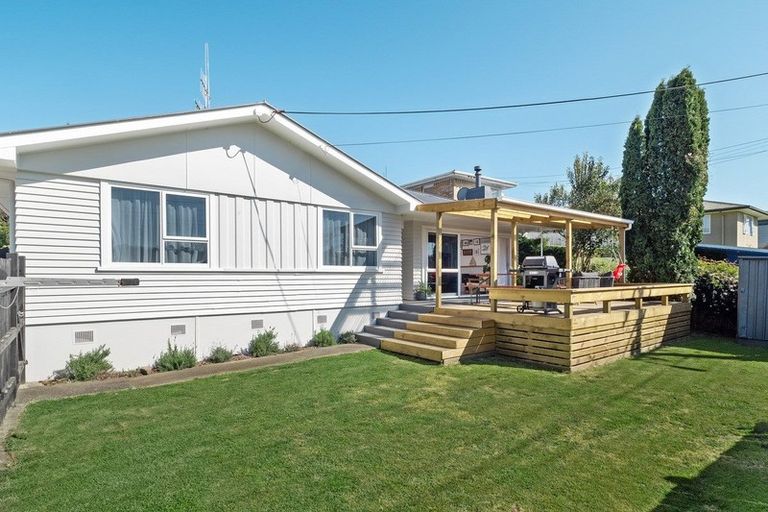 Photo of property in 20 Windsor Road, Bellevue, Tauranga, 3110