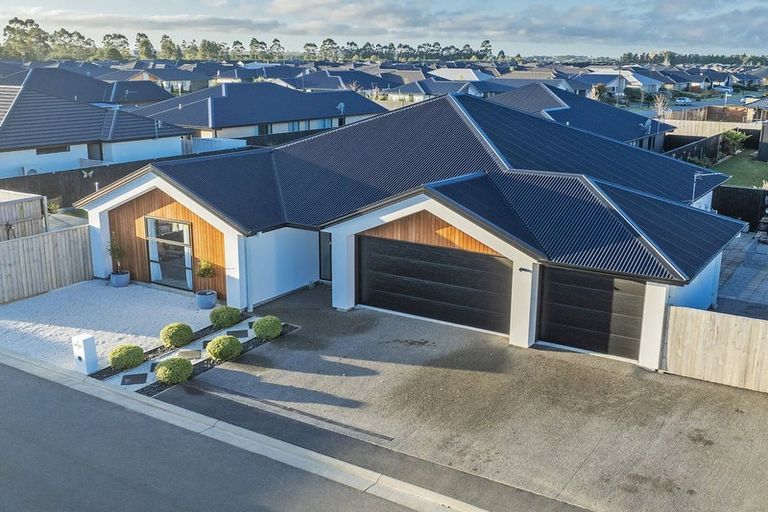 Photo of property in 6 Blossom Lane, Rolleston, 7615