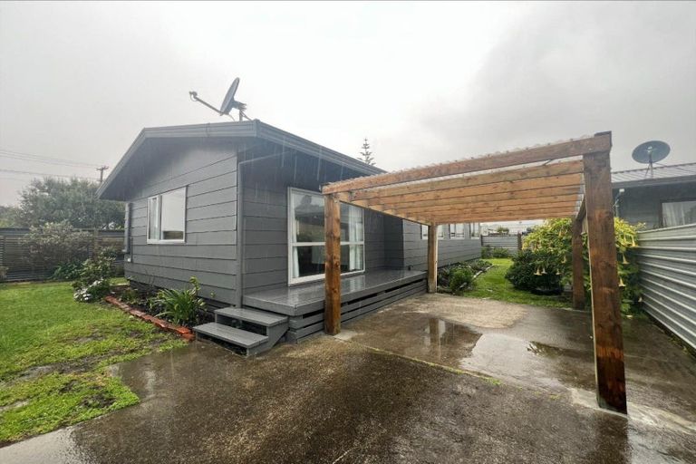 Photo of property in 14a Carson Street, Castlecliff, Whanganui, 4501