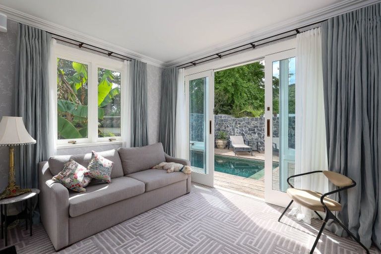 Photo of property in 96 Tasman Street, Nelson, 7010