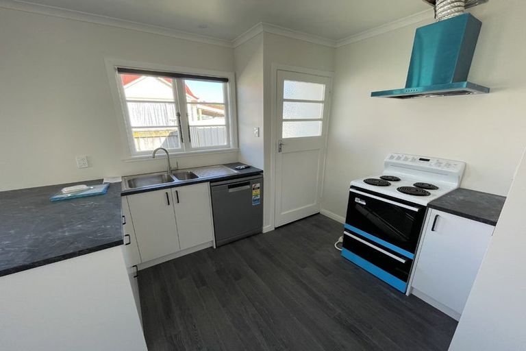 Photo of property in 326a Carrington Street, Vogeltown, New Plymouth, 4310