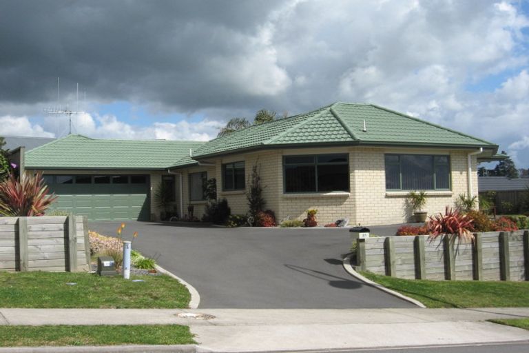 Photo of property in 21 Kinloch Drive, Bethlehem, Tauranga, 3110