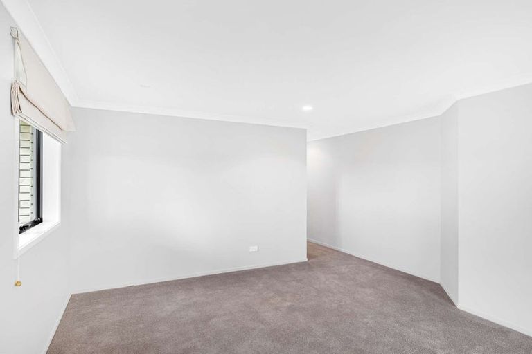 Photo of property in 667 Pahi Road, Pahi, Paparoa, 0571