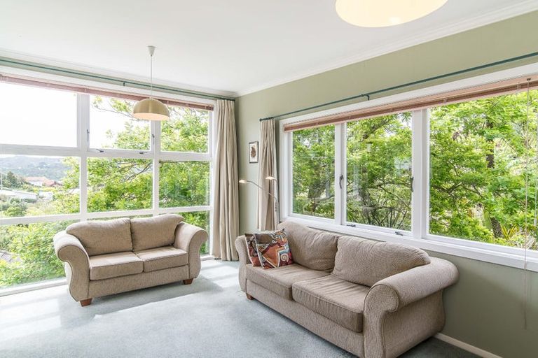 Photo of property in 4 Cardrona Way, Karori, Wellington, 6012