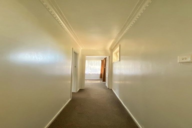 Photo of property in 54 Astley Avenue, New Lynn, Auckland, 0600