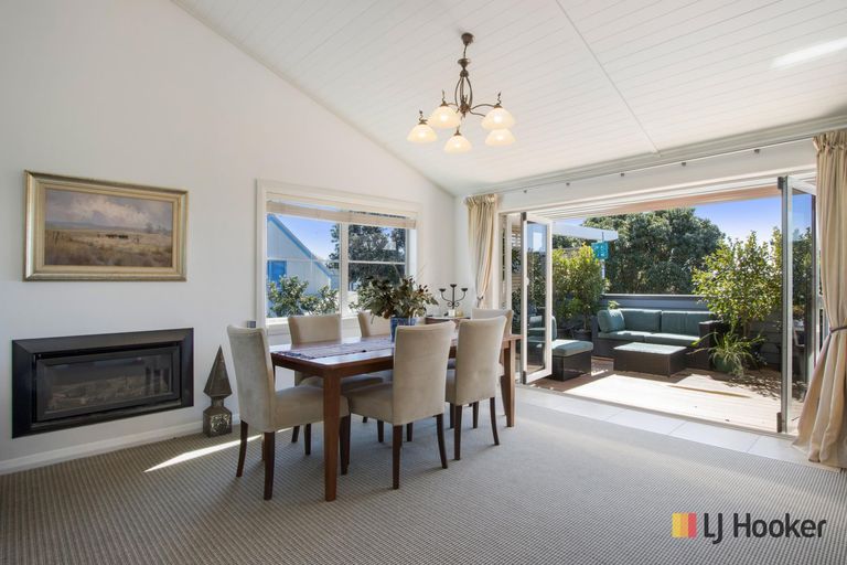 Photo of property in 19 Wakanoi Place, Bowentown, Waihi Beach, 3177