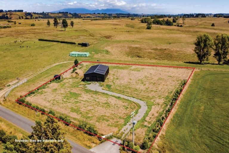 Photo of property in 240 Ohanga Road, Onaero, Waitara, 4383