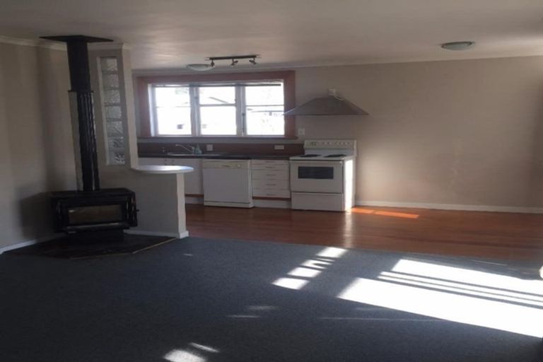 Photo of property in 83 Molesworth Street, Taita, Lower Hutt, 5011